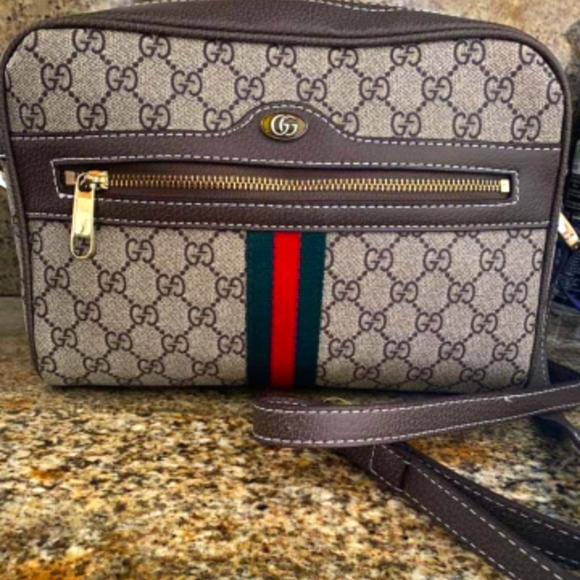 Vintage Crossbody Purse - Picture 1 of 9